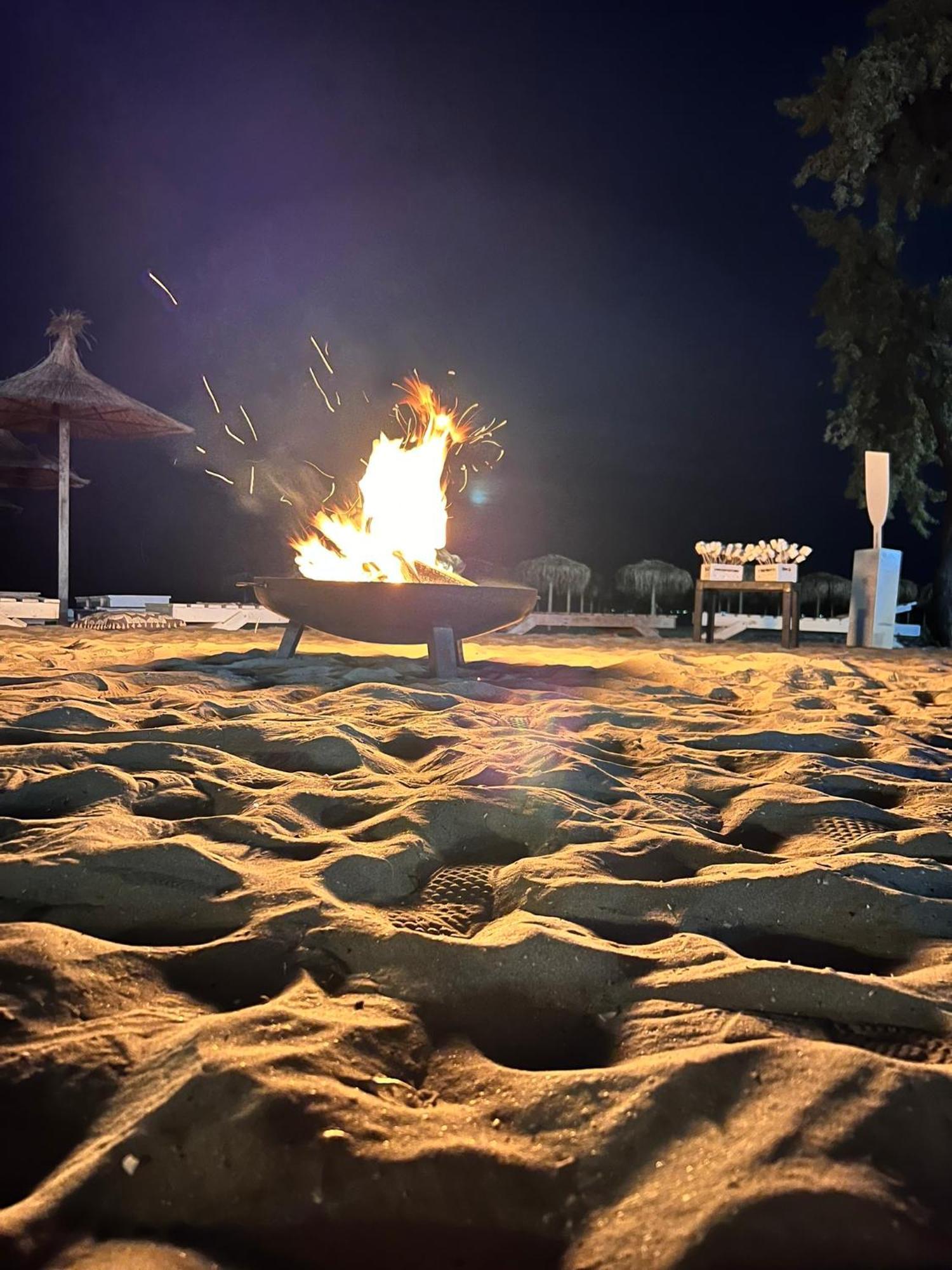Hotel Manor Năvodari المظهر الخارجي الصورة